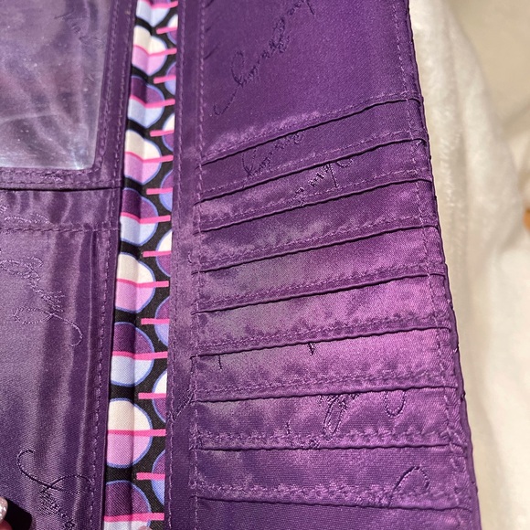 Vera Bradley “Plum Crazy” Villager Tote w/Matching Wallet - Picture 7 of 16